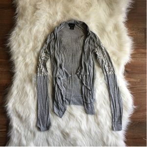 Grey Rue 21 Cardigan with White Sleeve Print